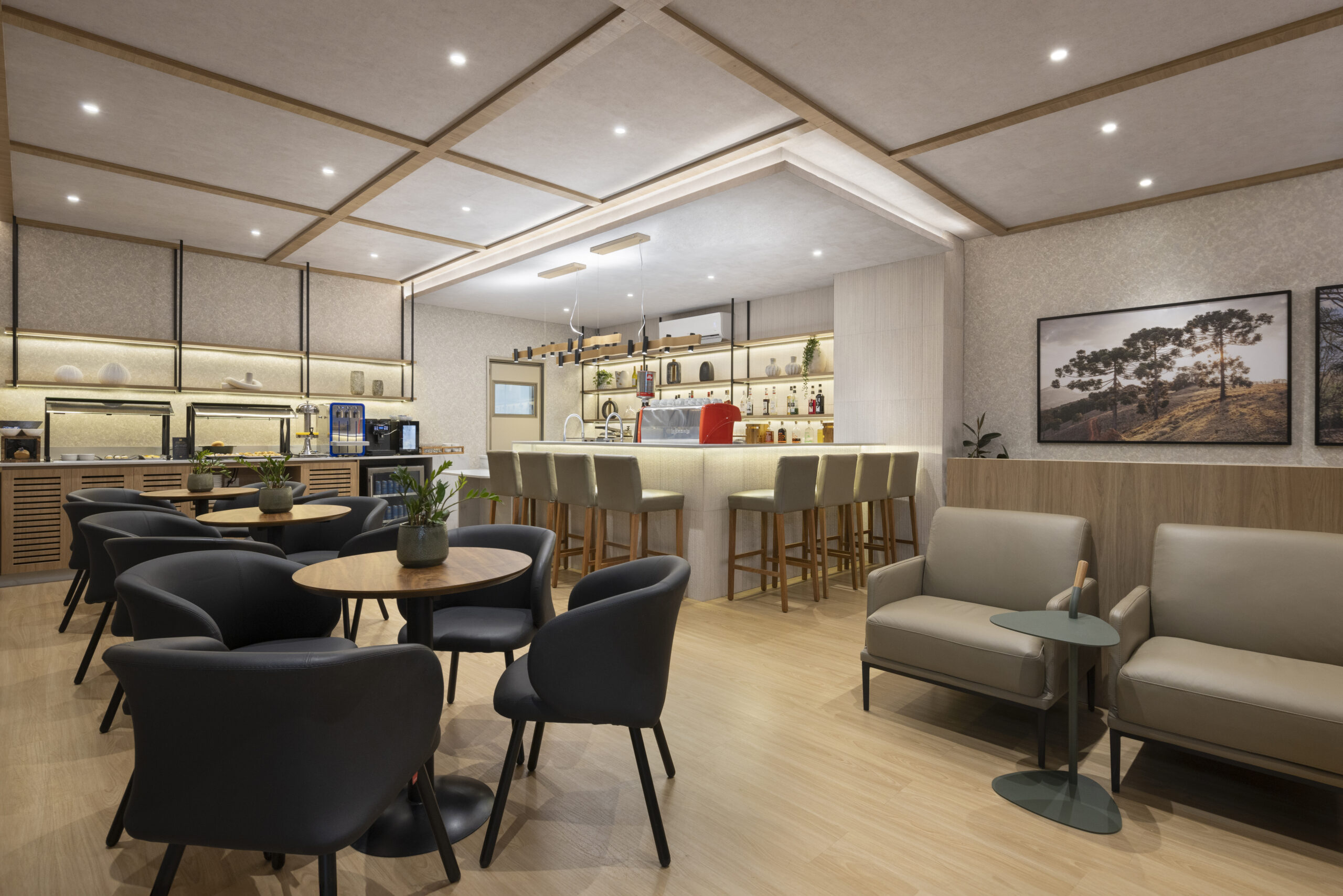 Foto da sala vip interna reformada em Londrina paraná w premiumlounge by Flávia frança arquitetura